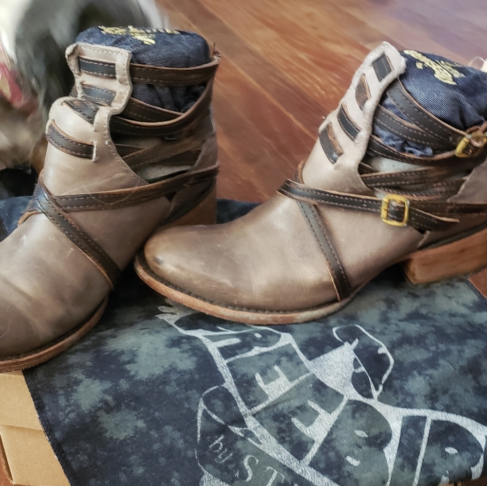Leather booties